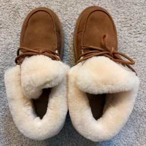 ugg diara slippers/shoes